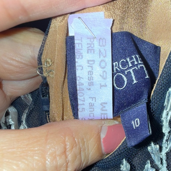 Marchesa Notte Navy with white 3D flowers dress. Size 10 - Picture 7 of 10